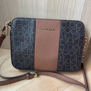 Calvin Klein purse , crossbody 👜
